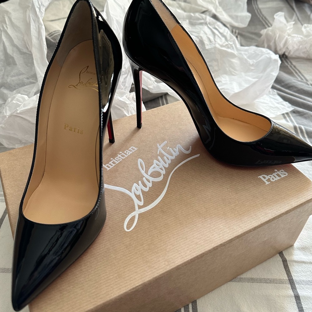 NEW Christian Louboutin Pigalle Follies Pointed Toe Pump Size 8US/38EU